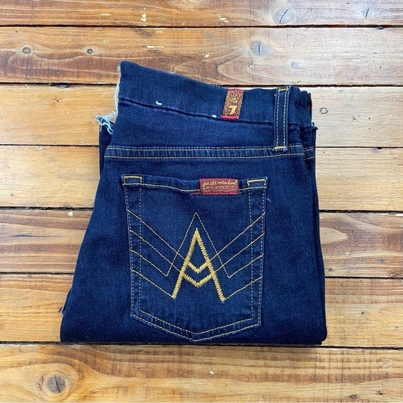 7 for all Mankind A pocket bootcut jeans soft ripped bottom leg high rise size28 - Picture 2 of 15